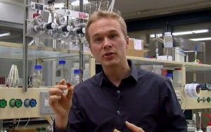 Les chercheurs produisent de l&rsquo;hydrogène avec le soleil, l&rsquo;eau et la rouille